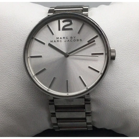 Marc By Marc Jacobs | Accessories | Marc By Marc Jacobs  display picture 2